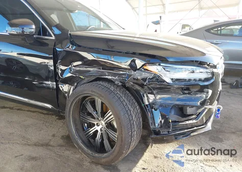 2024 Volvo Xc90 Recharge Plug-In Hybrid T8 Plus Bright Theme 7-Seater z USA, uszkodzony, nr VIN YV4H60CE9R1244968